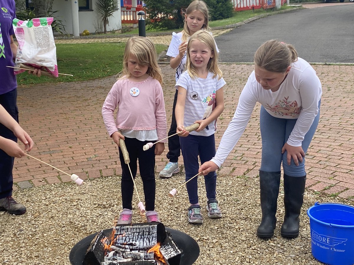 Our first sibling event since before lockdown 2020 - safe to say we all enjoyed ourselves and are looking forward to the next one - big shout out to Dave Cook and Jacob from <a href="/CRAIScouts/">CRAI Scouts</a> for giving up their time and running the fire lighting base 👍