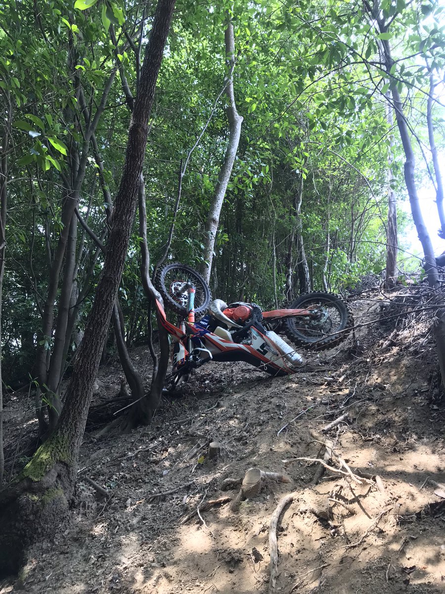 【非公式】青G 関西ミニバイ連合ゴマ団子レーシング tweet media