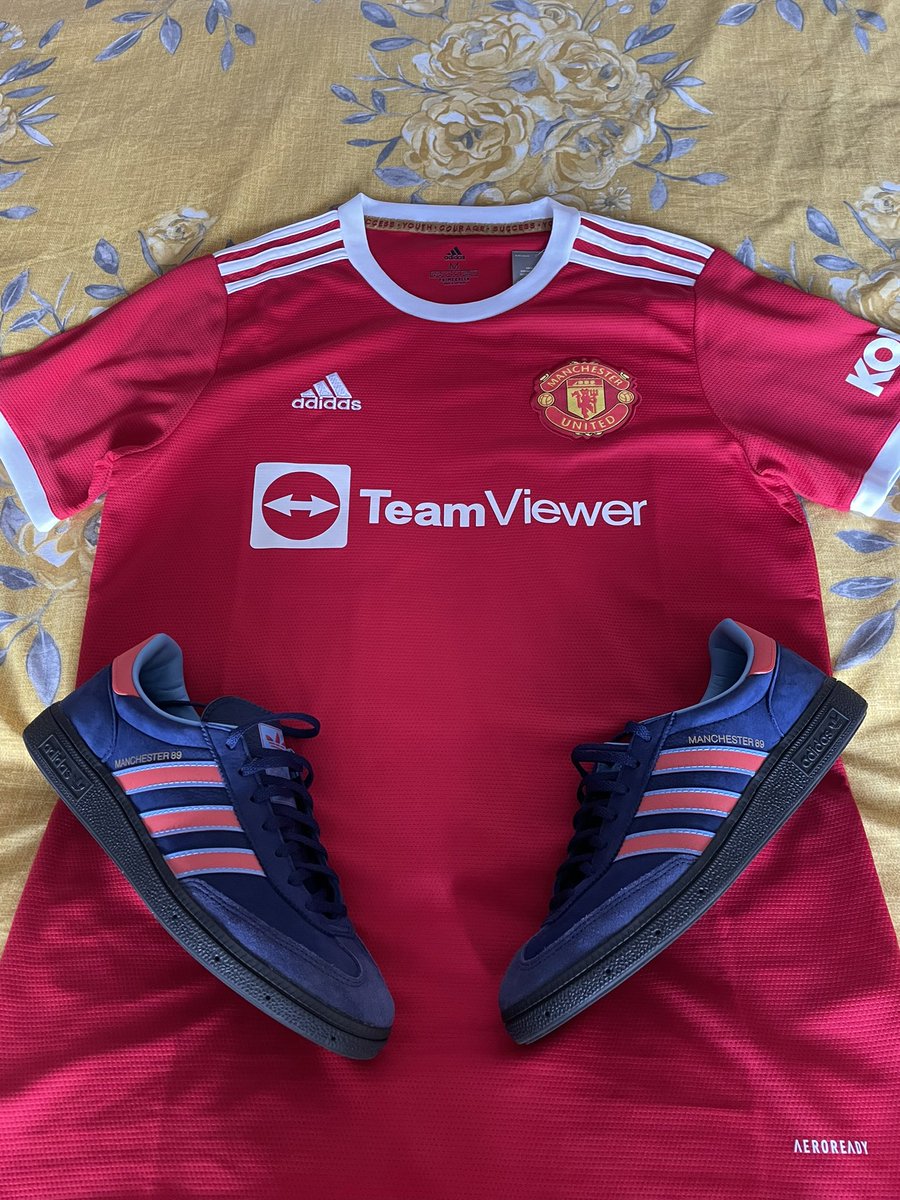 evo147's tweet photo. Today’s combo #ManUtd #Manchester89 @adiFamily_ https://t.co/45oPkxI6UD