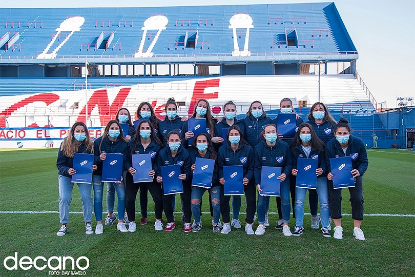 Nacional es el primer Club uruguayo con licencia CONMEBOL en Fútbol Femenino  - Club Nacional de Football