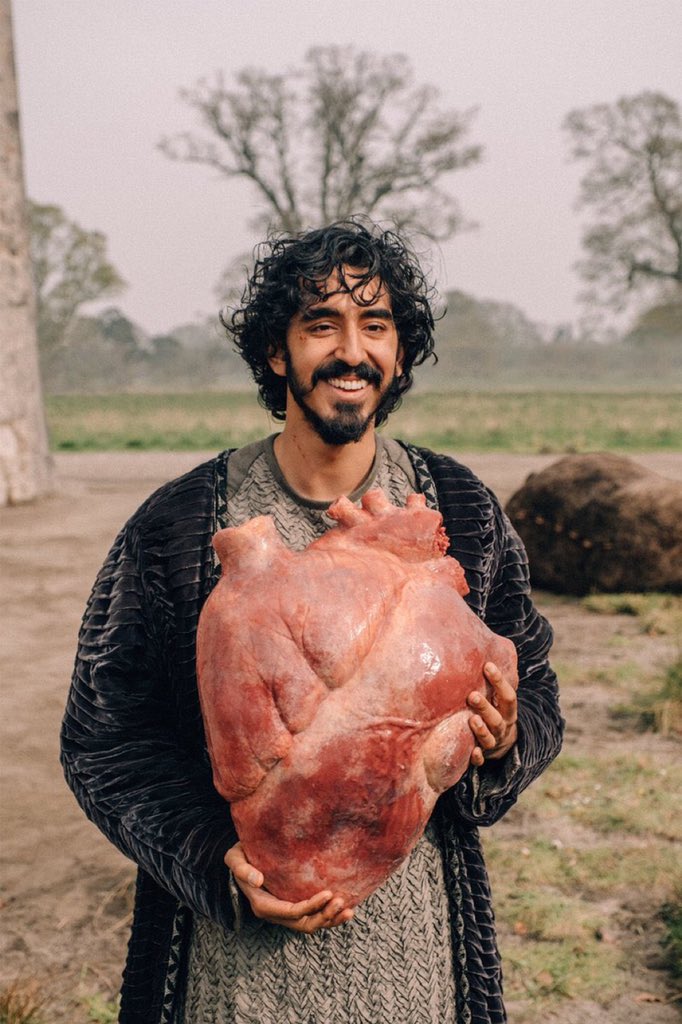 semua buat kamu……

………dan masih gak cukup 🙃