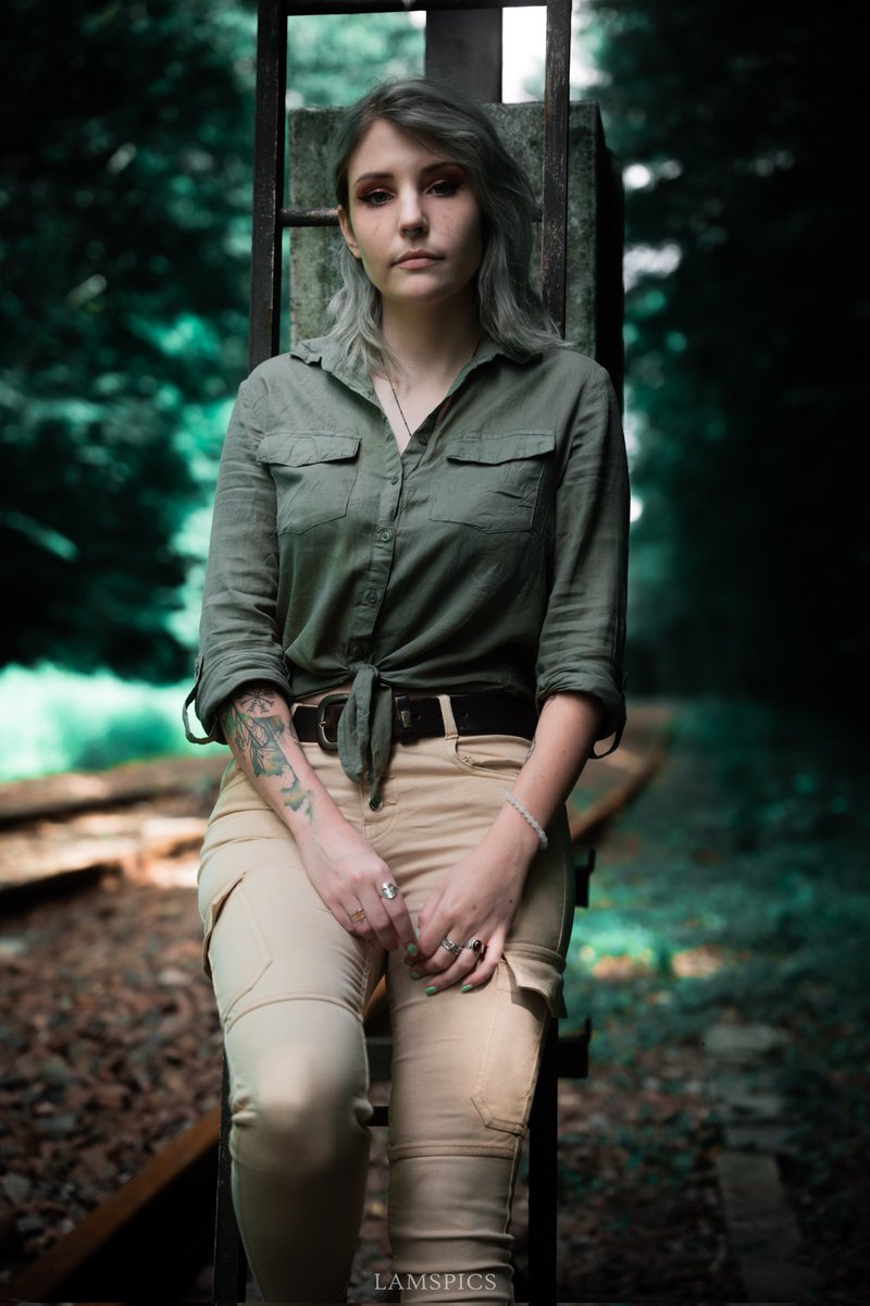 Nouveau petit post insta, n'hésitez pas à me suivre aussi la bas, je suis pas mal active entre les story à la con et les photos !
(Et je faire des sourires des fois)

instagram.com/p/CSB_wzoDP09/…