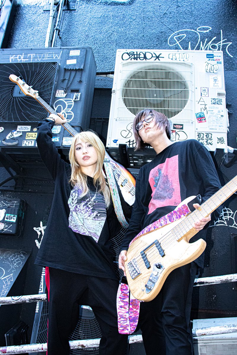 Zatto_info's tweet photo. 【プレゼント企画 第三弾】

 『Zattoペイントストラップ』を２名様へ❗️
※プレゼントは写真と違うペイントのアイテムとなります！

◇応募方法 
このアカウントをフォロー&amp;このツイートをRT🕊

◇応募期限 
8/13(金) 23:59まで⏳

◇当選発表 
8/14(土)🎁

※リプ欄の注意事項必読👁

#Zatto https://t.co/KKGFa2y1BG