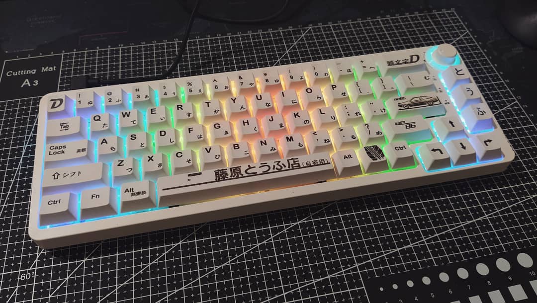 benhur07b's tweet photo. The final board looks sweet but because hindsight is 20/20, I guess I should've gotten the black case. ๐
FIN (for now)
#mechanicalkeyboard #mechanicalkeyboards #keycaps #tm680 #initiald #ae86 #ae86trueno https://t.co/BE42s0OuHh