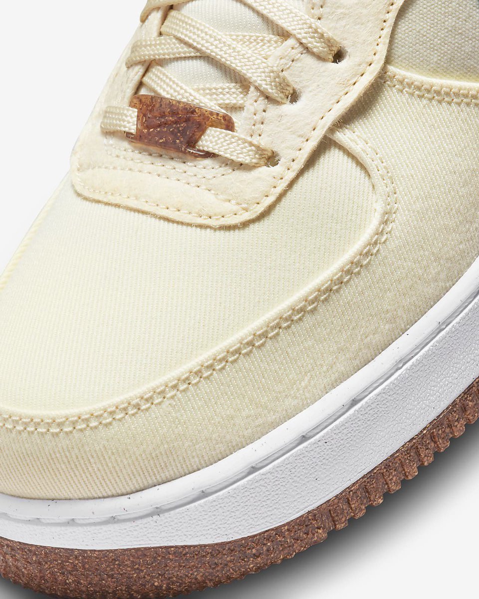 snkr_twitr tweet picture