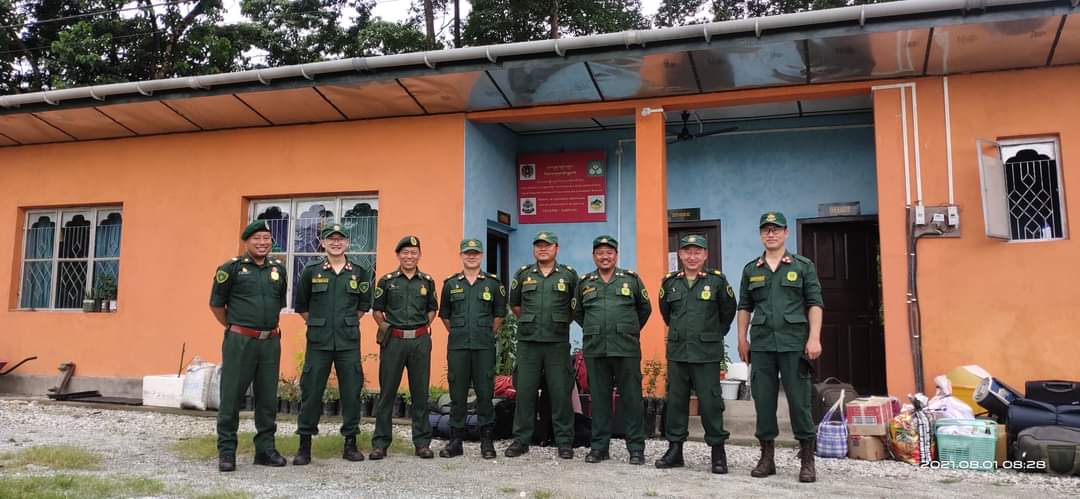 Coinciding with the world ranger day yesterday, 8 of our senior staff which includes 3 Principal Forestry Officers, 4 Deputy Chief Forestry Officers and a Senior Forestry Officer left for southern border COVID duty in Gelephu for the next two months. Stay safe . Go 💚