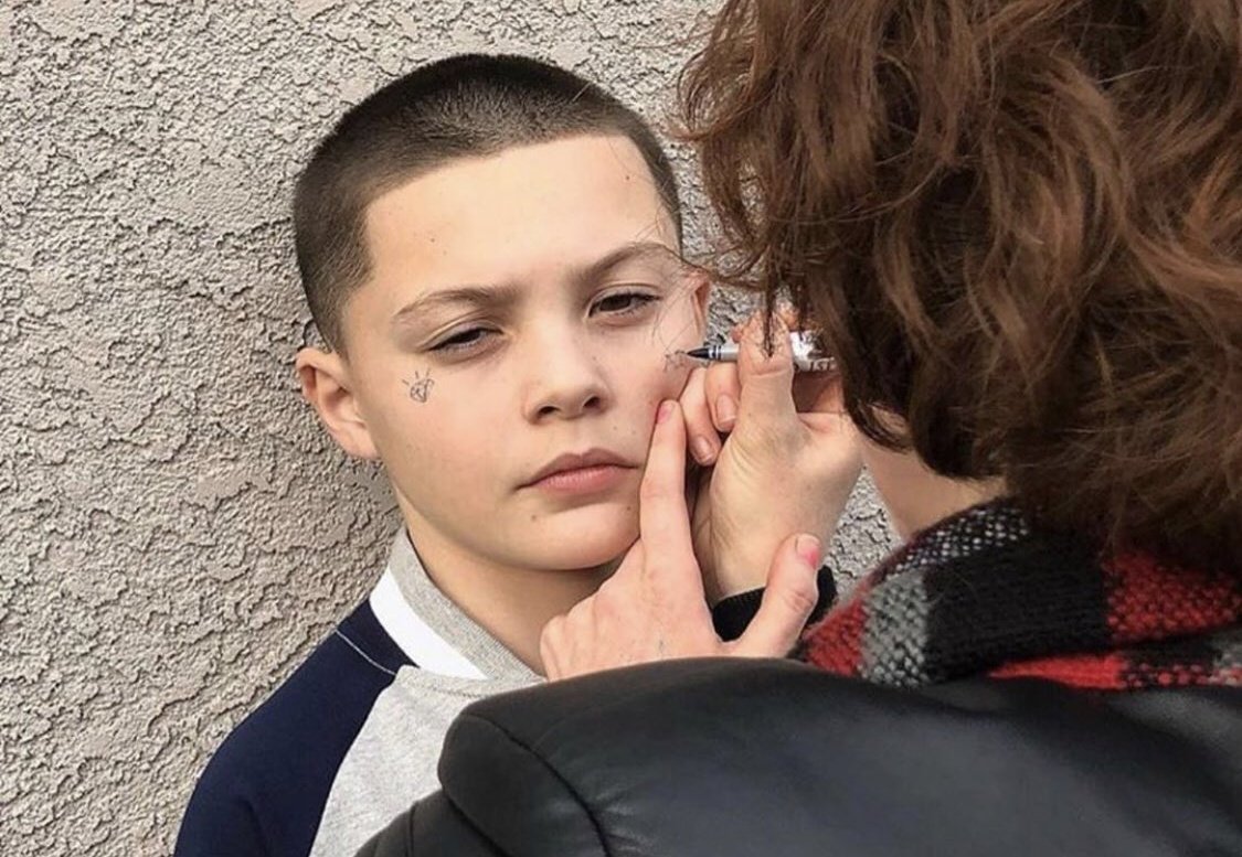 EUPHORIA BRASIL on Twitter "Ashtray da versão original é o responsável pela morte de Nate. Ele