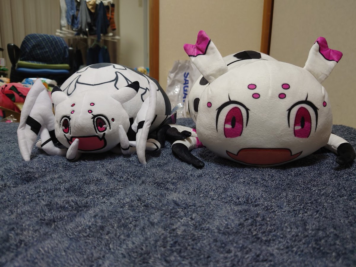 ごろんた V Twitter 蜘蛛子さん通販したのが届いた 左がプライズ品 右が通販品 海外制作 顔と身体のバランスとか アニメに近くて 通販品のがすこ ぬいぐるみ 蜘蛛ですがなにか ごろんた V Twitter 蜘蛛子さん通販したのが届いた 左がプライズ品 右が通販品 海外制作 顔と身体のバランスとか アニメに近くて 通販品のがすこ ぬいぐるみ 蜘蛛ですがなにか