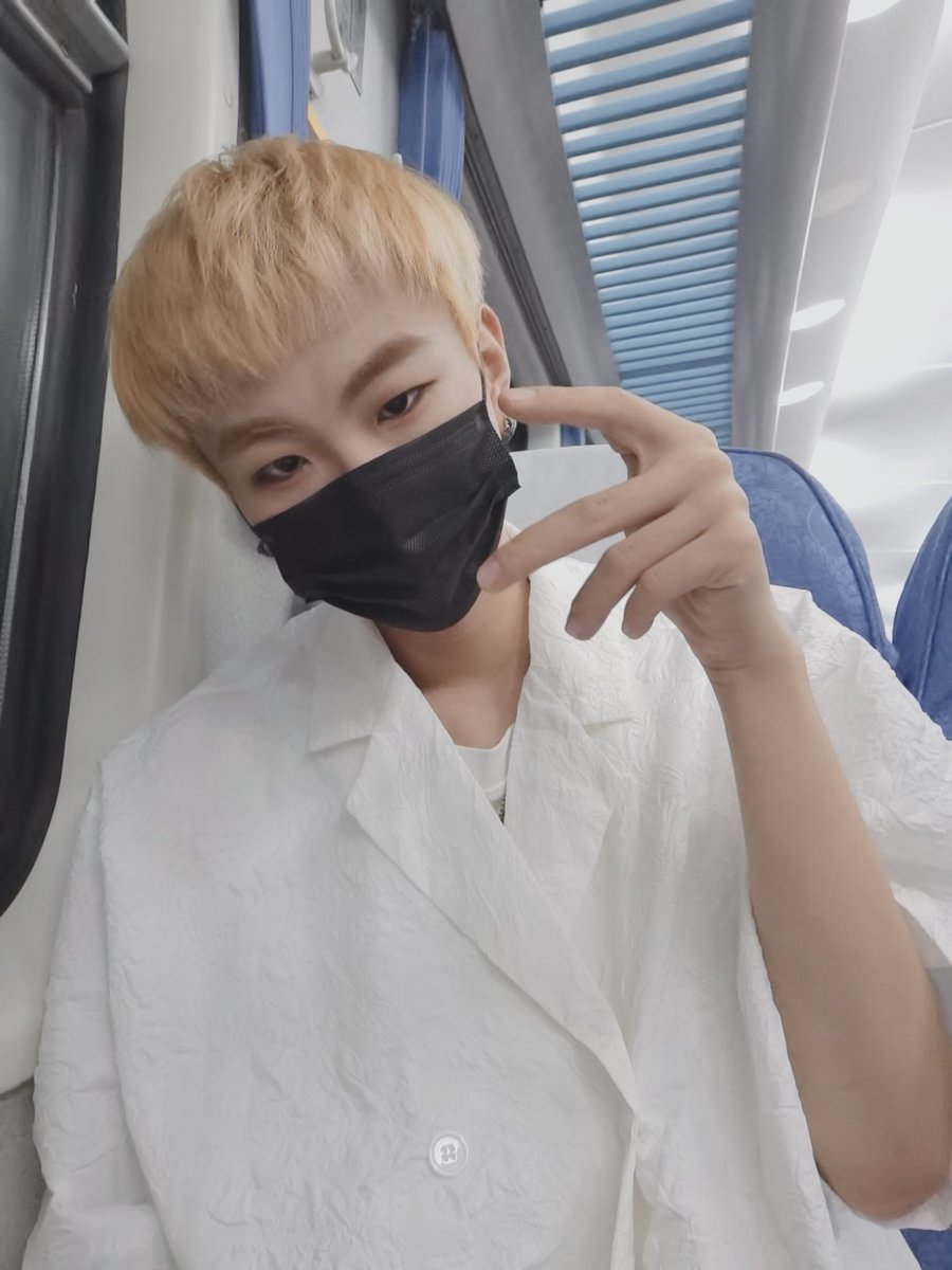garbagep4's tweet photo. 库哒哒库哒哒~污~去呼市咯 https://t.co/SZYEaRAAGV