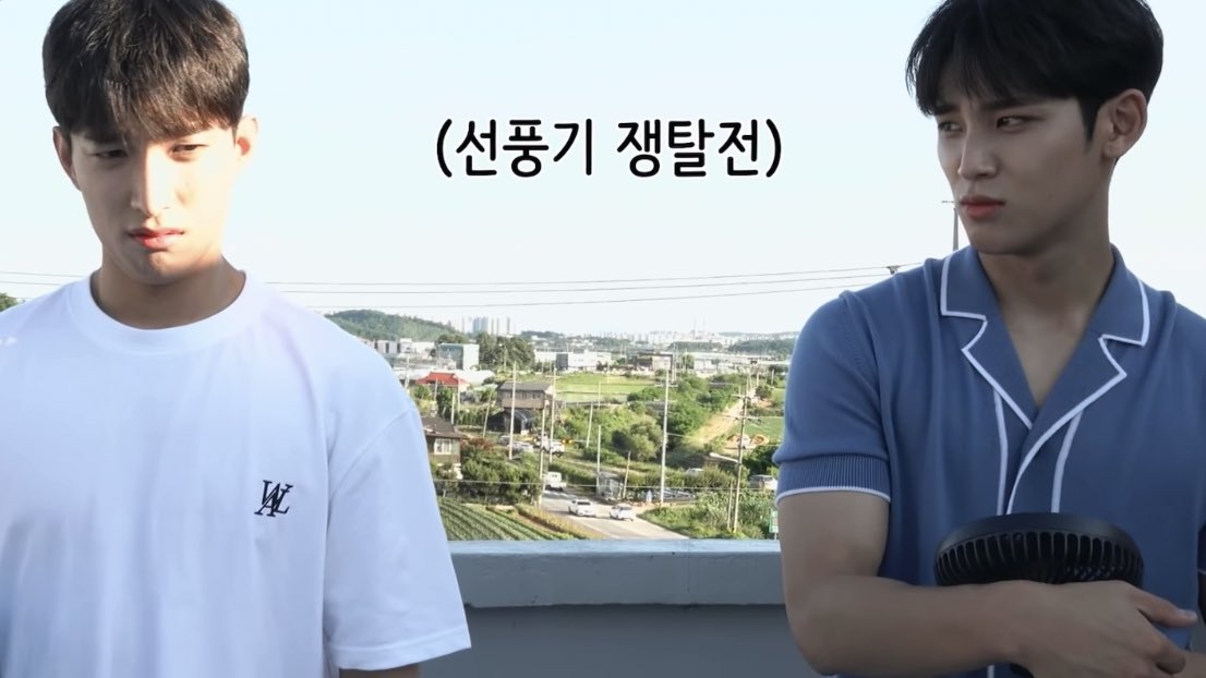 pocketeen's tweet photo. >:( https://t.co/cIHdCSLdIG