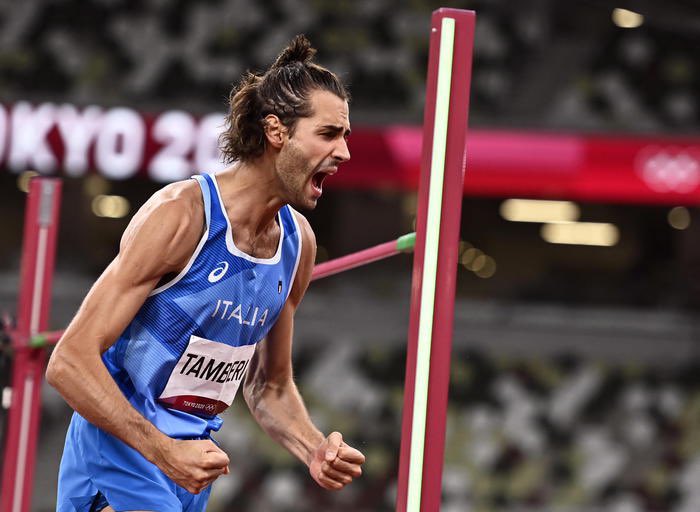 SORSALV's tweet photo. ORO OLIMPICO!!! GRAZIE!!! https://t.co/BsvSXXqYTZ