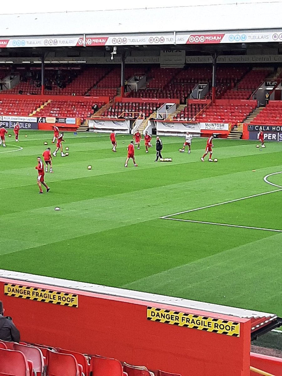 Glad to be back in my favourite place to see Aberdeen v Dundee United.Never ever  been in the ground this early.