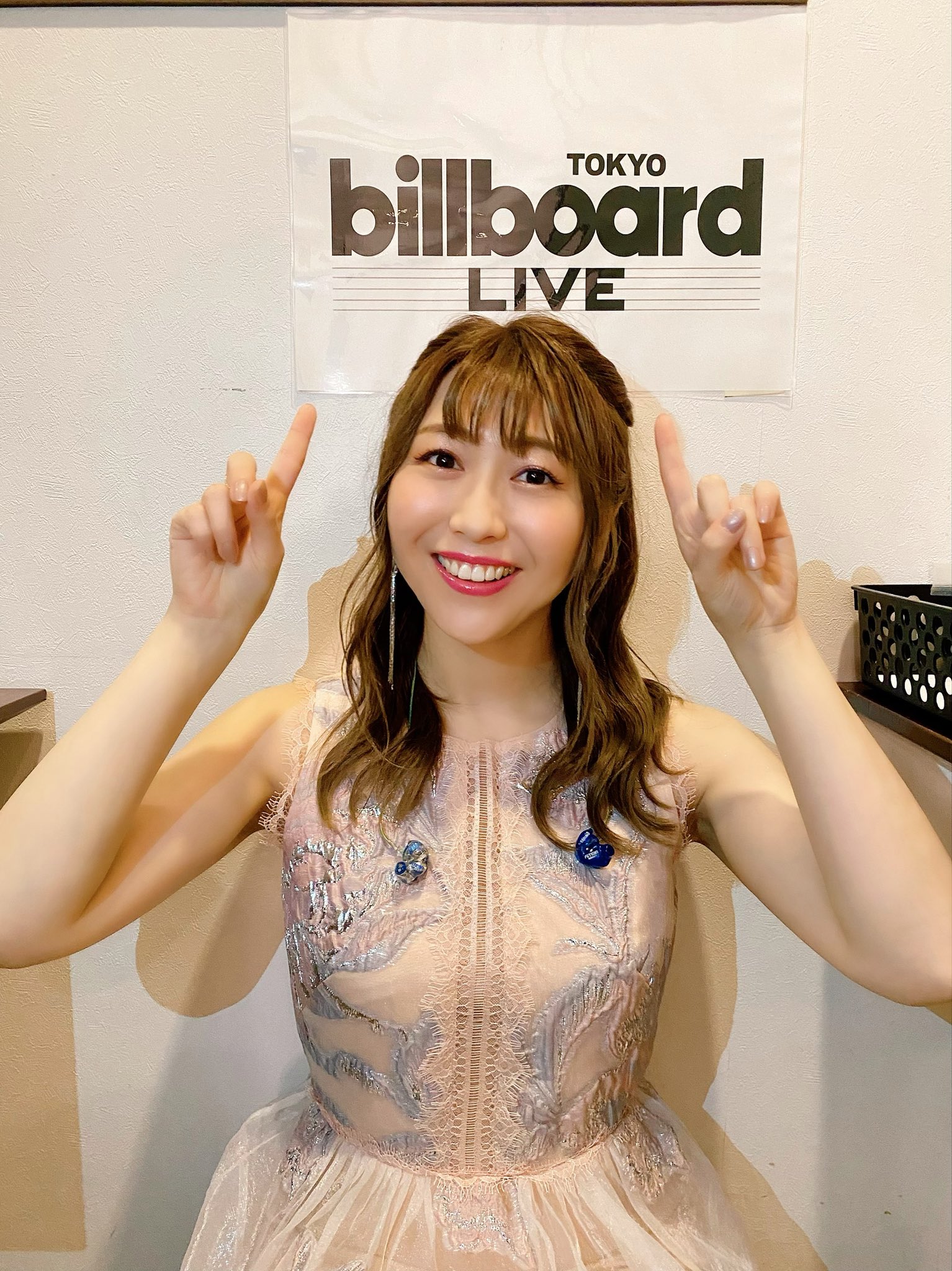 安野希世乃 Official On Twitter 本日は声優10周年記念ツアーの初日でした みなさまの空気感 間近に感じる大きな拍手から 今日のライブを楽しんでくださったことが伝わってきて 昼も夜も胸がいっぱいになりました Billboardlivetokyo さんにお越し頂いた