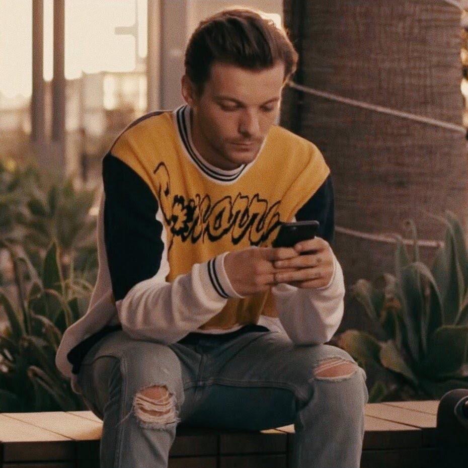 best louis pics (@louist_pics) on Twitter photo 