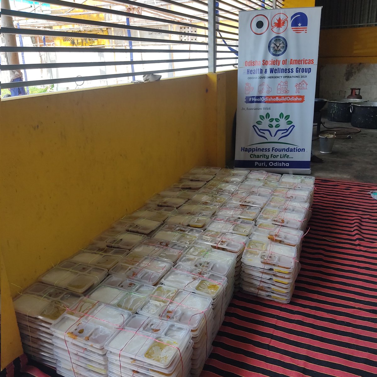 jointeamhf's tweet photo. #HungerFreeCampaign #AnnaDaanSeva
Due to weekend shutdown in Odisha all the shops and markets are closed. #Aahaar_Centers also remain closed on Sundays. Most of the poor and needy patients' relatives cannot afford proper meal near Hospitals.
@Puri_Official @SPPuri1 @drvishal_ips https://t.co/X2QpS4E2iF