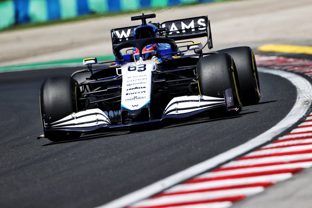 WilliamsRacing's tweet photo. "If you need to compromise my race to keep Nicky in the points, do it." 📻

Love that team spirit, @GeorgeRussell63. Let's keep pushing 👊 https://t.co/EV7lJICtTq