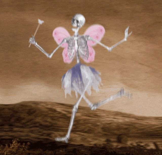 aliyqh__'s tweet photo. me bc it’s august which means the best time of year is approaching https://t.co/8gQN55QxTr