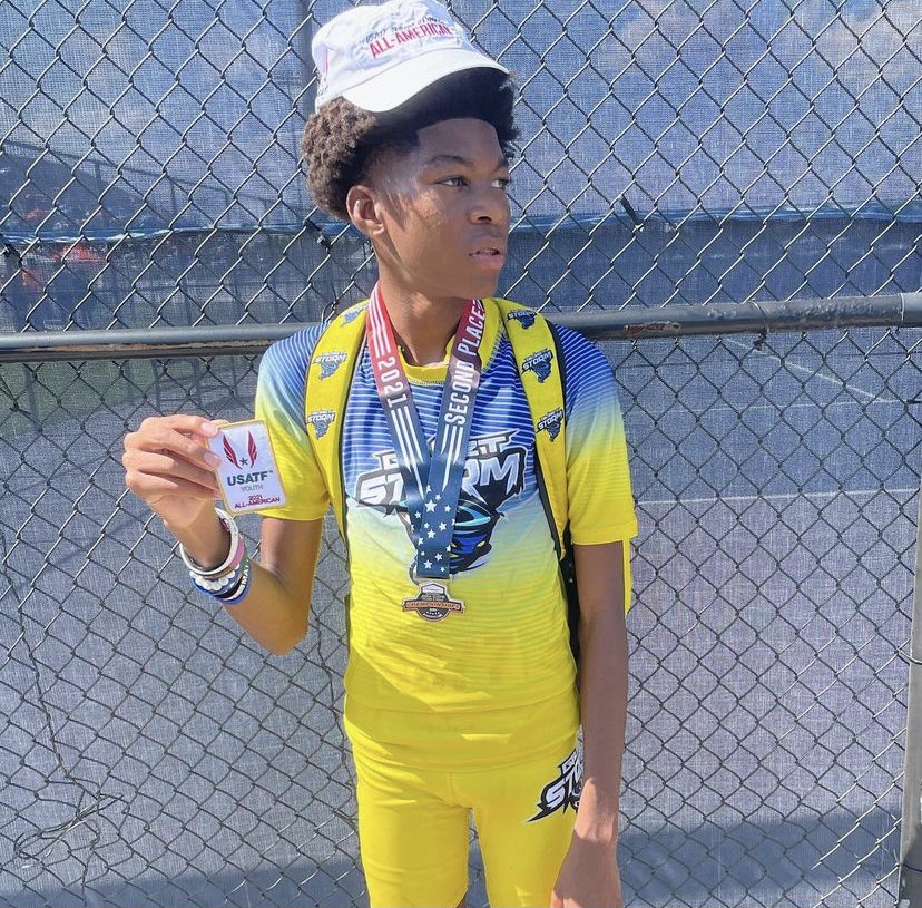 QuietStormTrack's tweet photo. 1/4 of our 15/16 boys 4x800 who finished 2nd at the @usatf Junior Olympics All American status https://t.co/7N8Qt5mNAg
