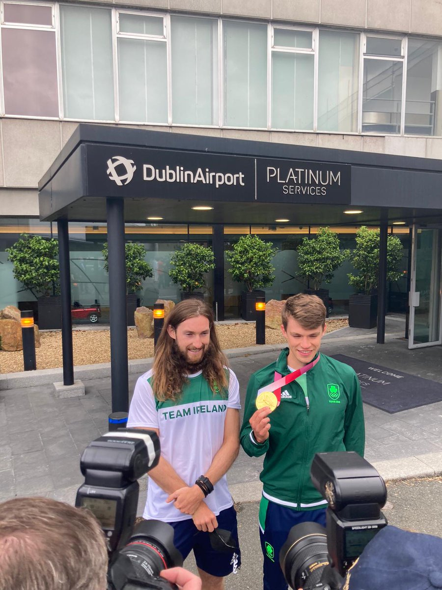 DublinAirport's tweet photo. Fáilte abhaile #TeamIreland &amp; comhghairdeas to all our #Olympic2020 medal winners to @DublinAirport @Olympics 🇮🇪💚☘️ https://t.co/jud2aNgtwE