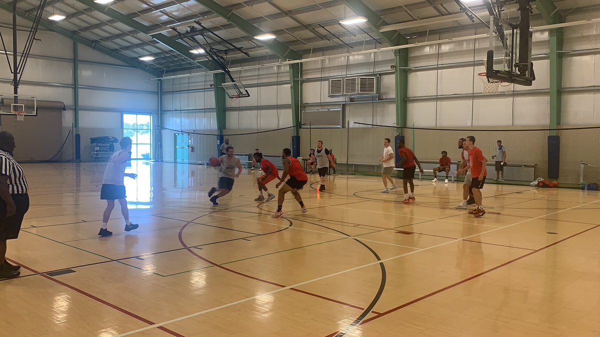 VTB vs Reloaded and Big Dawgs vs Flint Tropics