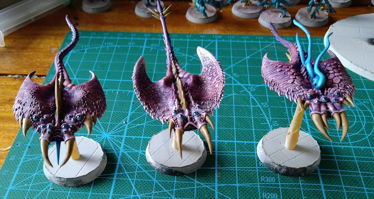 swaderoon's tweet photo. Screamers are almost done! Chariot is in progress and the herald is done so we're ALMOST there. #hobbyquest #thehobbyroom #WarhammerCommunity https://t.co/lVuLRW1mcm