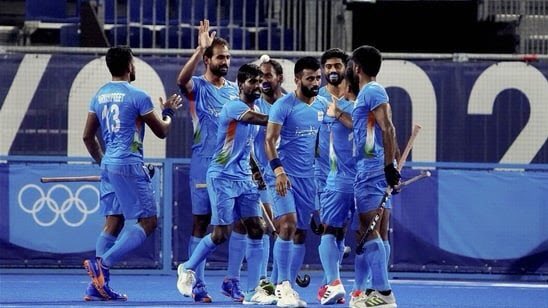 DirHR_iocl's tweet photo. Super proud of the Indian Men's Hockey Team for securing a sensational Quarter Final victory vs Great Britain in #Tokyo2020  ! Another step closer to the medal! Cheers to IOCian Dilpreet and Hardik for scoring two priceless goals for India! Bravo! #Cheer4India #ProudToBeAnIOCian https://t.co/kAvTIF970r