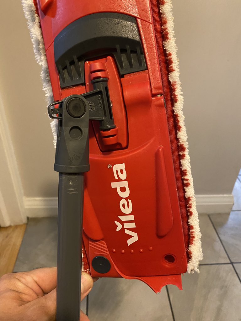 Binro_the_Canuck tweet media