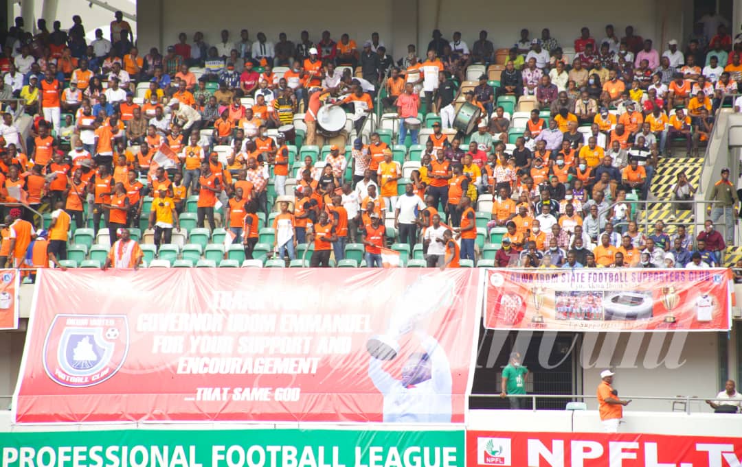 SucreMamito124's tweet photo. Atmosphere at the Nest of Champions Uyo where Akwa United will be crowned Champions if they avoid defeat today
Photo Credit @OgaNlaMedia 
#NPFL21 https://t.co/u8nvgyW61Q