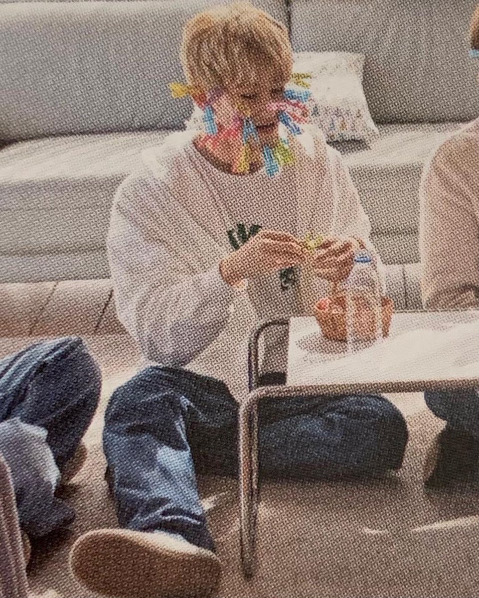 bojosungchan's tweet photo. happy birthday markkeuu, our best boyy🙆🏻💗 wyatb loveee, https://t.co/zHWtjX4zJ8