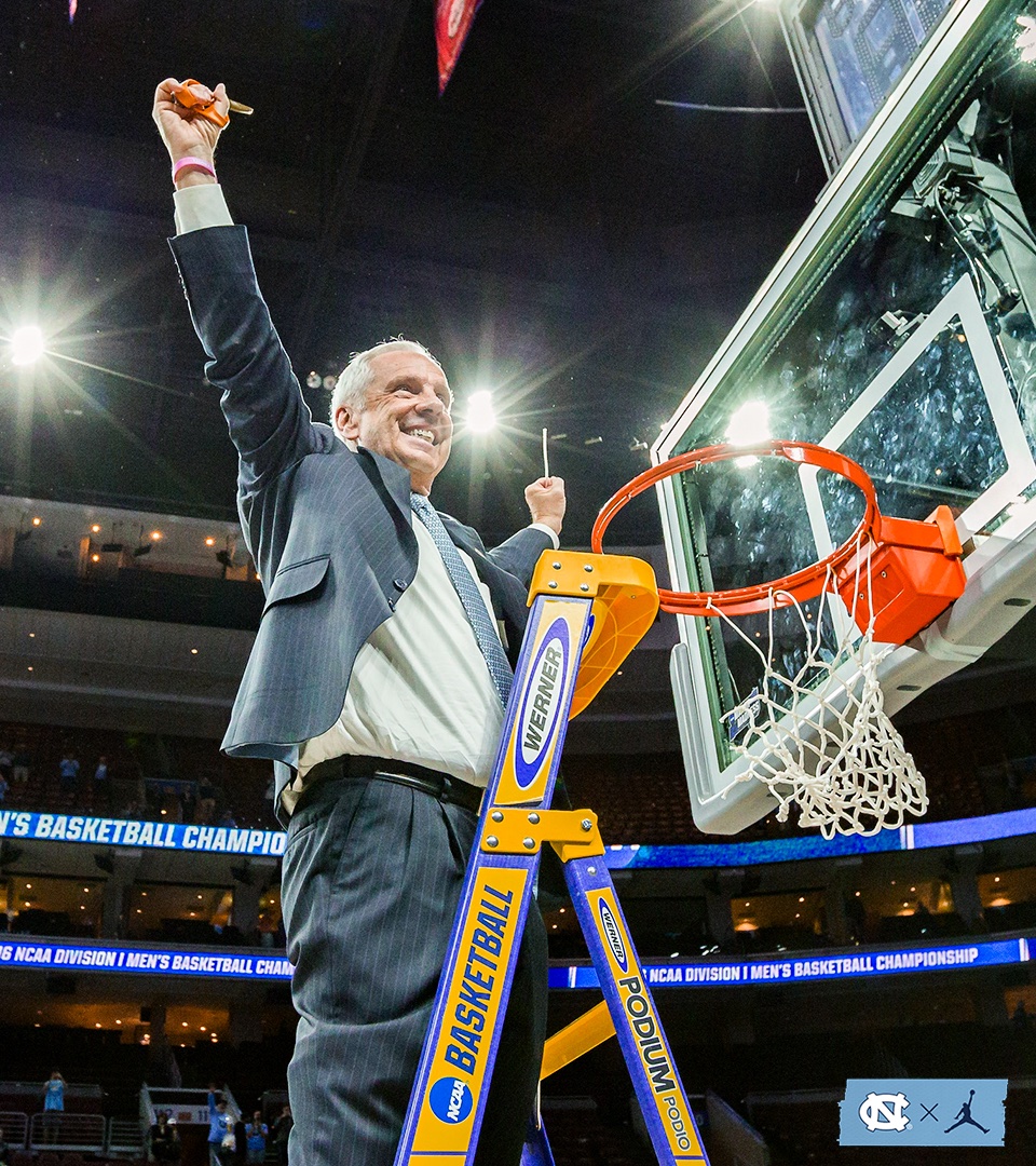 UNC_Basketball's tweet photo. Happy Birthday, Coach Williams 🎉

#CarolinaFamily https://t.co/QojcImdbLG