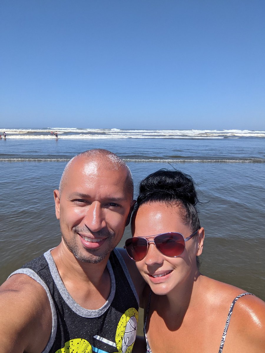 jerumparump's tweet photo. Happy 21st anniversary to my amazingly beautiful wife @MoMonifah30 It's been incredible and I can't wait to see what the future has in store for us. I love you 3000!!! #WeMakeThisLookGood 😁😘 https://t.co/W5tAe6V7NA
