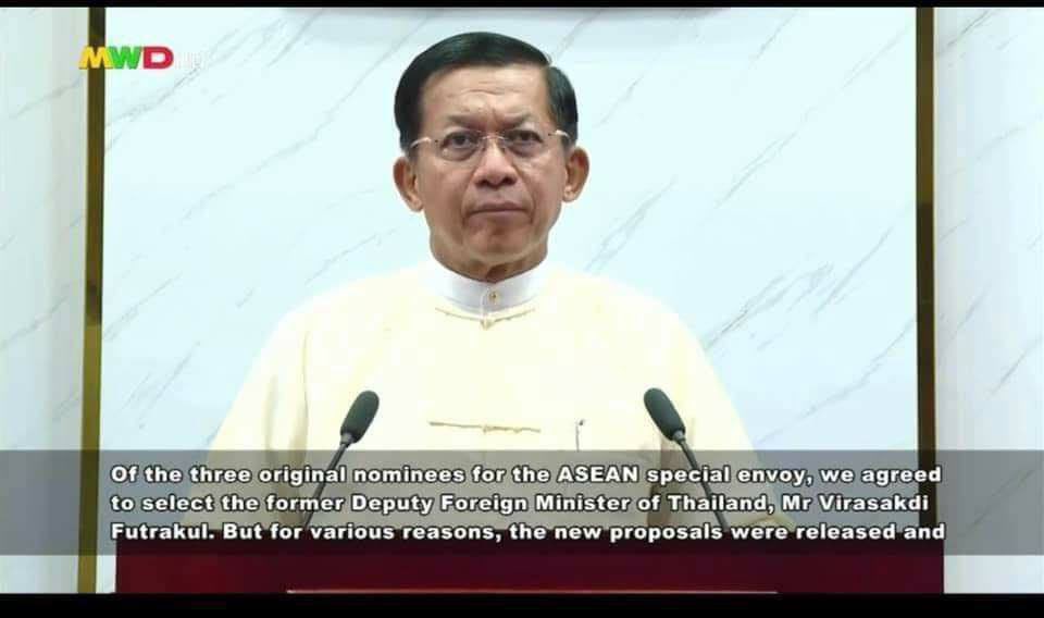 bloomix_131's tweet photo. Shameless junta MinAungHlaing who has killed monks in coup slanderously said that Myanmar people had suffered emotional distress concerning with religion in the past 5 years of NLD government. #WhatsHappeningInMyanmar #Aug1Coup https://t.co/mykk50j01O
