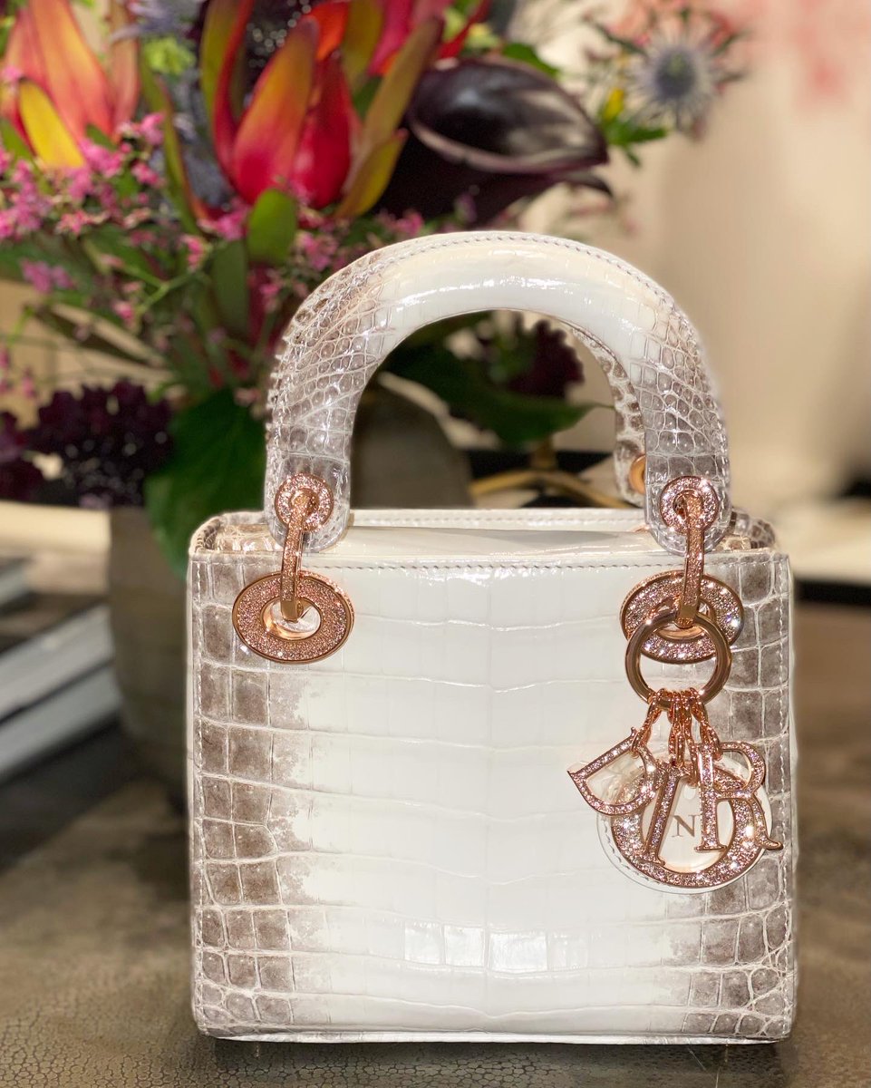 半年前にパーソナルオーダーしていたLady Diorが届きました❣️ 念願の