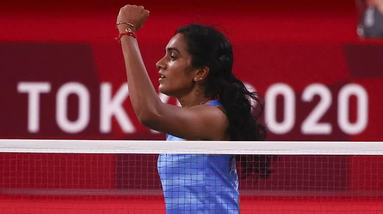 AshwiniVaishnaw's tweet photo. Smash it like Sindhu!  

Hearty Congratulations to India's Daughter @pvsindhu1 for bringing home glory yet again by winning the bronze medal at #Tokyo2020 &amp; also for becoming the 1st Indian Woman to win 2 Olympic medals. 

Every Indian is proud of you! https://t.co/XCLO0ApLsJ