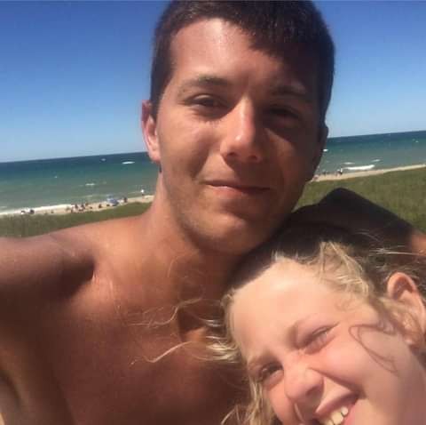2 pic. My homies in Muncie indiana that weren't on some sneaky shit https://t.co/8IhcIhZoQl