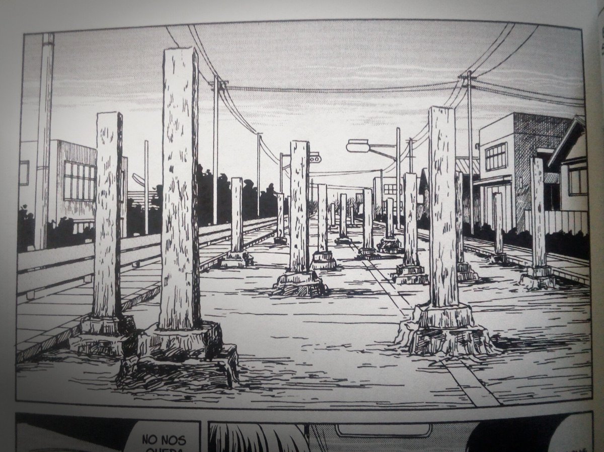 kringft's tweet photo. #DomingoLector con Junji ito y su ciudad de las tumbas. El nuevo nivel del típico thriller de esconder un cadáver en el maletero.

Y vosotros...¿Qué tenéis vosotros entre manos hoy? https://t.co/Hi30bRfcKE