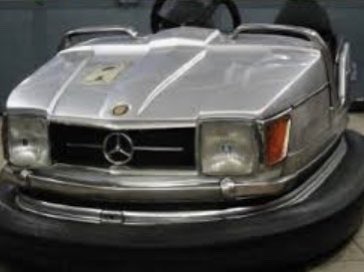 Gerolfs's tweet photo. De auto van #mercedes wordt al geprepareerd voor de volgende #f1 #MaxVerstappen #Formula1 #HungarianGP https://t.co/2CpWs2qy5S
