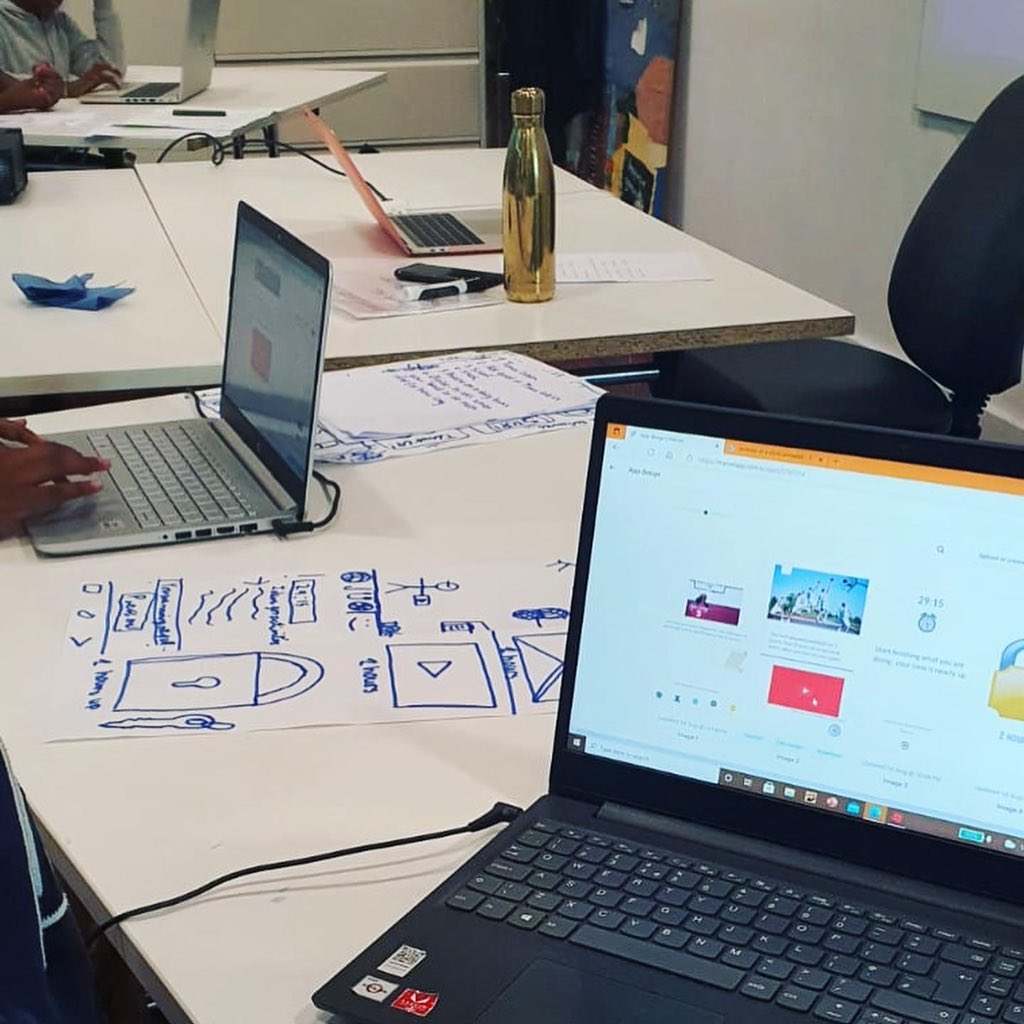 GreenwichLibs's tweet photo. Another successful App Design Workshop creating an app prototype at #WoolwichLibrary today! If you missed it, sign up via Eventbrite for the final session on Sunday 8 August workshop now ππ» https://t.co/YXuMC6Ngw8
@Royal_Greenwich @LDNLibraries @Better_UK @AnjaliCDS
#Marvelapp https://t.co/USuvbwsClG