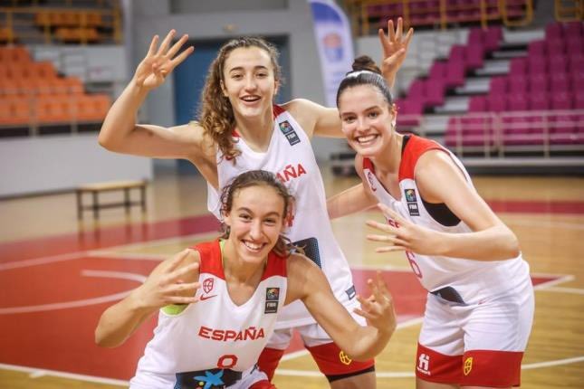 Muchas felicidades a Carla Brito por el subcampeonato en el FIBA Challenger U18 de Heraklion (Grecia). Gran duelo en la final ante Francia se saldó con derrota (53-61).  Surgida de la cantera del CB Amuley, Carla es todo un orgullo para el baloncesto majorero. ¡Felicidades Carla!