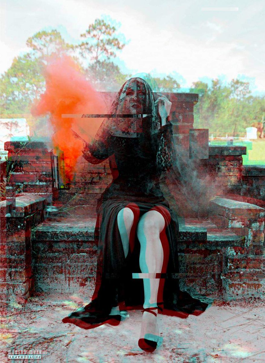 _ModernMyth_'s tweet photo. a Moment of Weakness Does Not Define Who You Are. The Darkness of Night Cannot Consume the light of a Star...
@Heatherisme
#GhostStorie #ModernMythPhotography https://t.co/TahW9FnXcz
