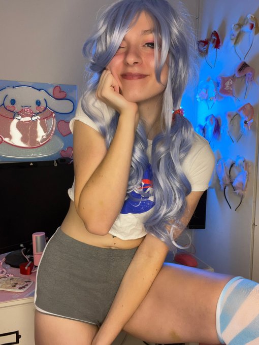 1 pic. 💙Can you help me with my Astronomy homework Senpai 🥺? 💙#earthchan #egirl #egirloutfit #cosplayer