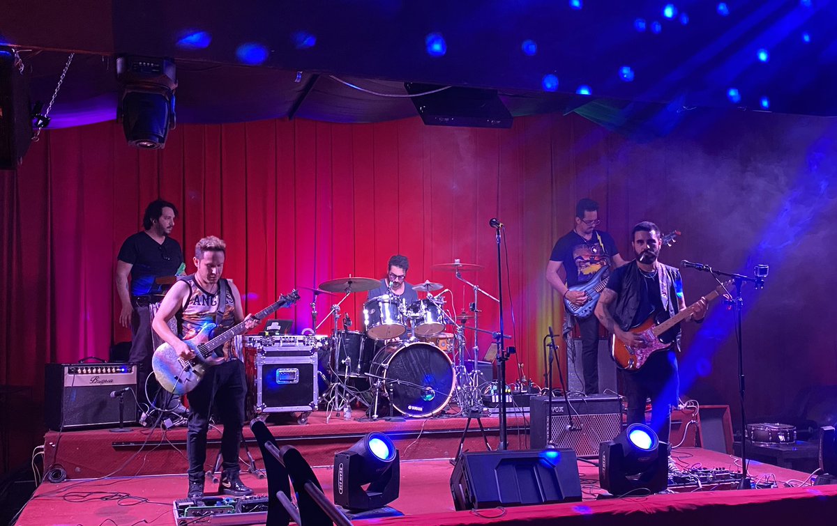 ZrdkM's tweet photo. Aventura en Monclova @ZRDKmusic @zrdk . Soundcheck https://t.co/qLqnaMjOFN