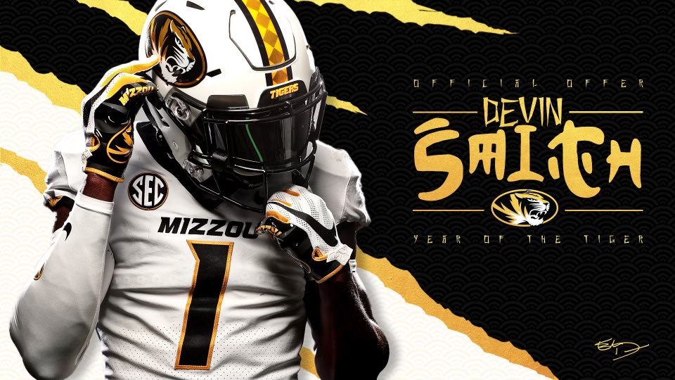 Devin Smith tweet media