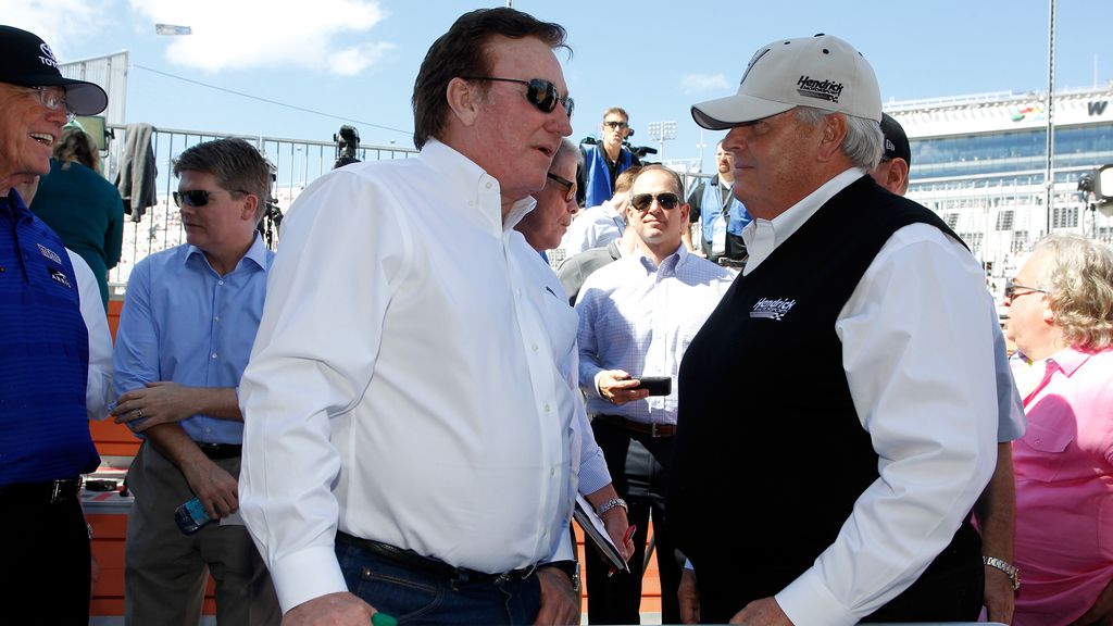 blog_senna's tweet photo. El rejuvenecimiento de la propiedad en NASCAR:
https://t.co/na5u9nesPa
#NASCAR #CupSeries #RCR #Hendrick #Penske #SHR #JTGDaugherty #JGR #KauligRacing #RFR #Roush #Childress #Gibbs #Gordon #Keselowski #Marks #Pitbull #Trackhouse #Falk #McLeod #Tifft
Foto: @GettyImages https://t.co/o5OSkQob1w
