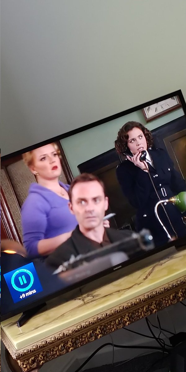 Watching repeats of the brilliant WPC 56 for the first time on @BBCOne and up pop a somewhat younger-looking @Dan_Brocklebank and @rachelleskovac1 @itvcorrie (and a fair few of The Bill too @thebillaton @dramachannel)