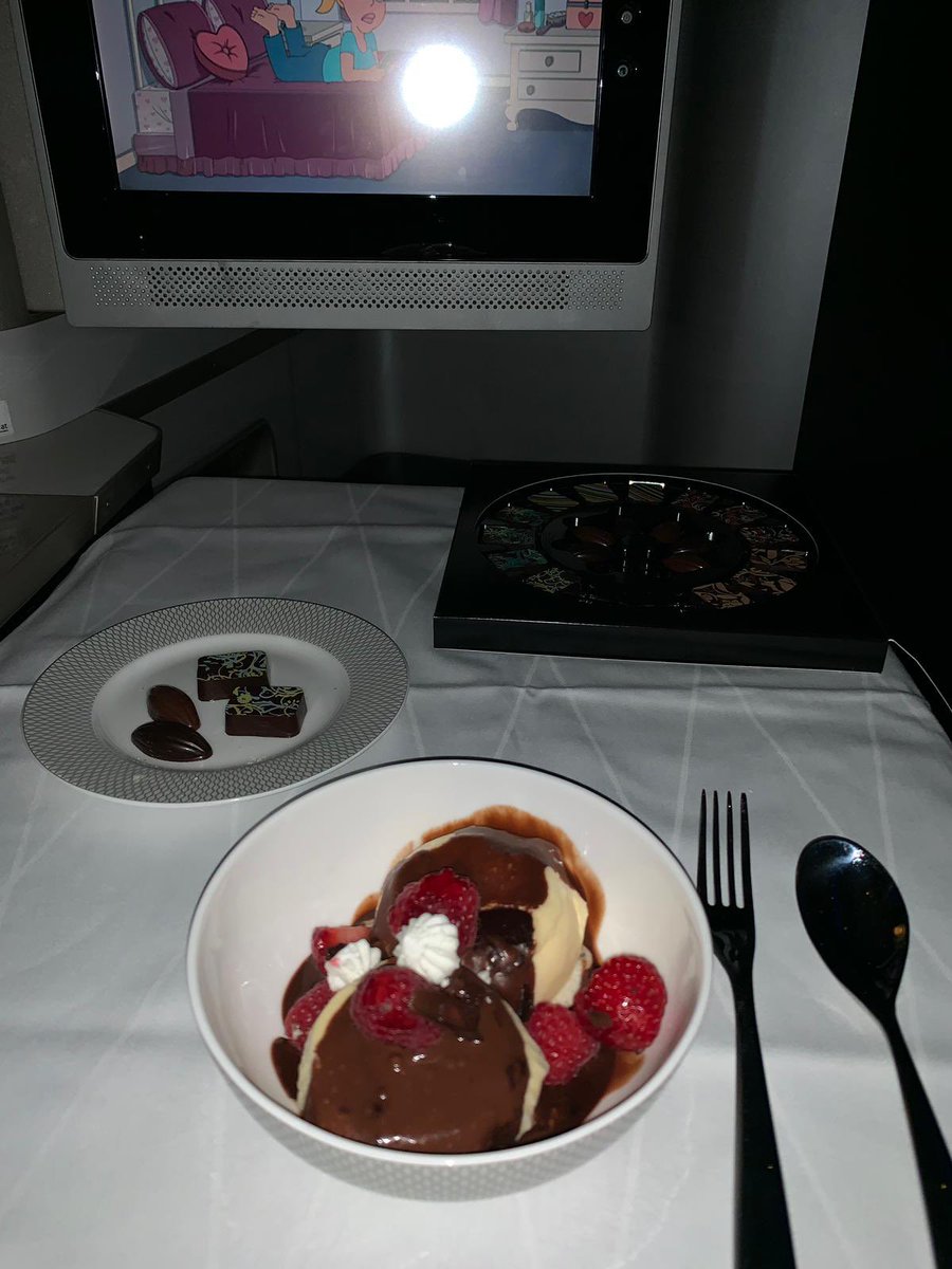 Simon_W_Smith's tweet photo. New to the #avgeek community.  Here’s a little foodie throwback to my BA LHR-HKG leg from Sept 2019.  Sensational food and service. https://t.co/569QExNiMQ