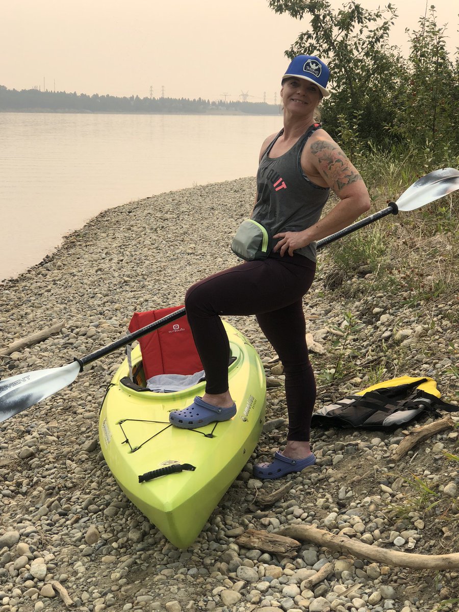 KelliDPowers's tweet image. Going out for a 5km kayak race with my girl Christine, we’ll see how it goes! Love you life, live your life! Love your life in crocs☺️☺️ #crocsforlife