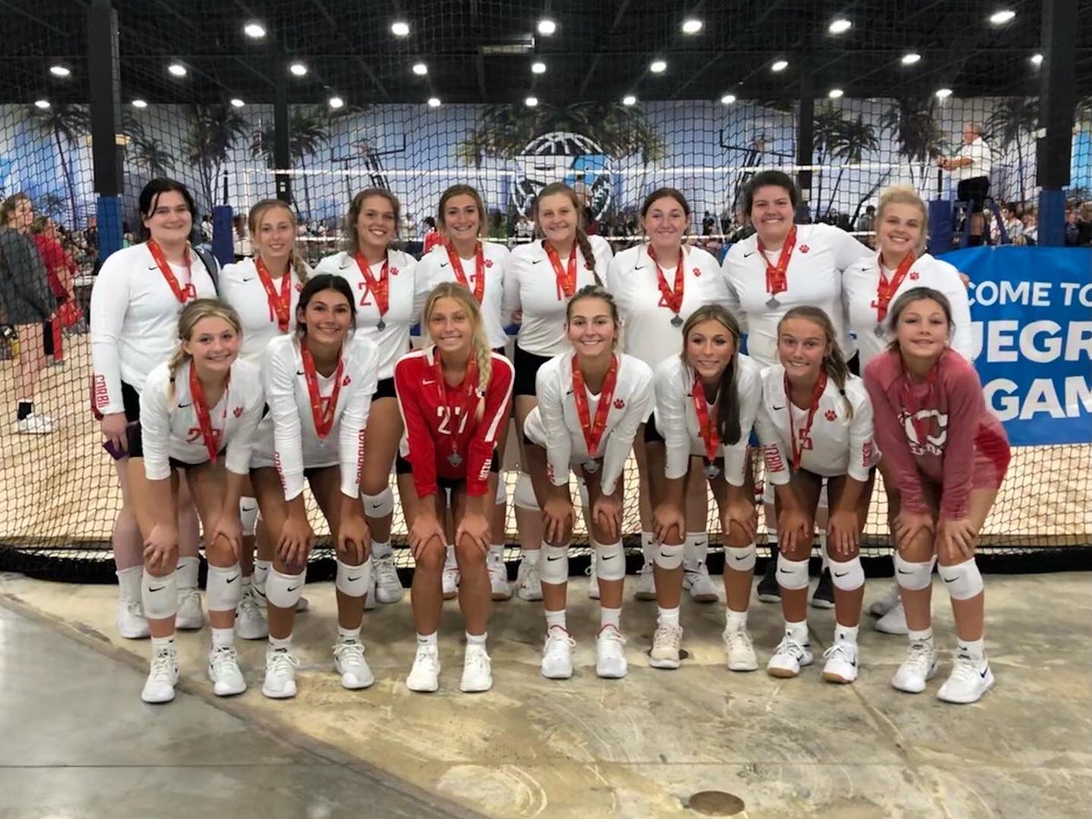 BGstategames's tweet photo. Taylor County and Corbin gave us a thrilling Flight 5 championship game 🏐. Congratulations to these two teams and good luck in your upcoming season. 
🥇🥈
#bgsg 
#bgsg2021 
#bgsgvball21 https://t.co/jPsSXTGjtl