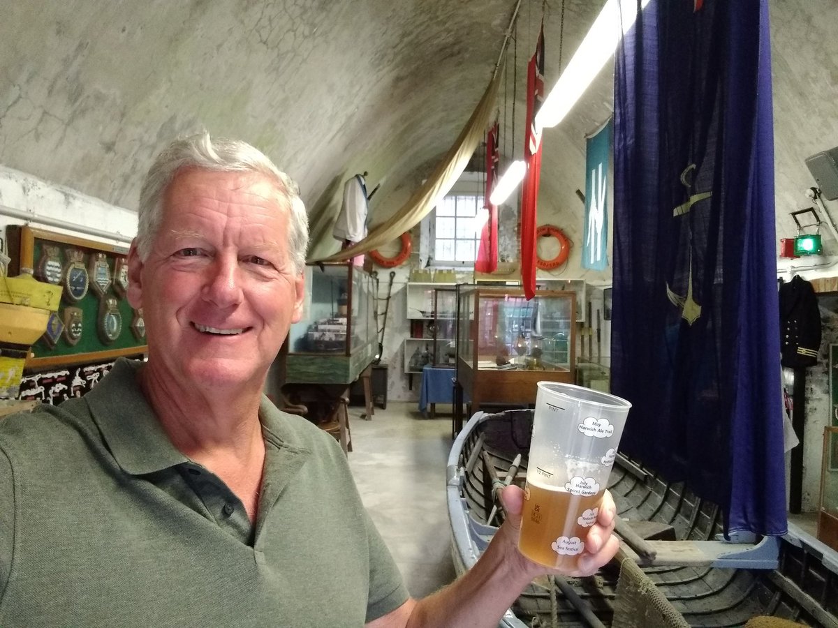 martgathercole's tweet image. Credit goes to Mrs G, designated driver for a cheeky jaunt to @HarwichFestival #beerfestival organised by @HarwichTownBrew  she sat and watched whilst I worked my way through a couple of beer cards, decent selection of ales on offer - splendid afternoon🍻