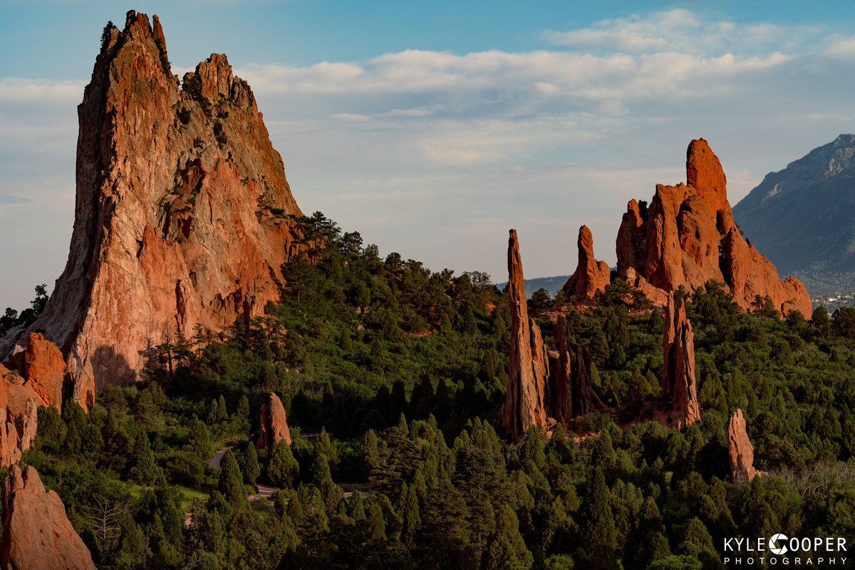 Rockies's tweet photo. Our state is a beaut! 

Happy #ColoradoDay 🏔😍 https://t.co/1jpXAOzPFS